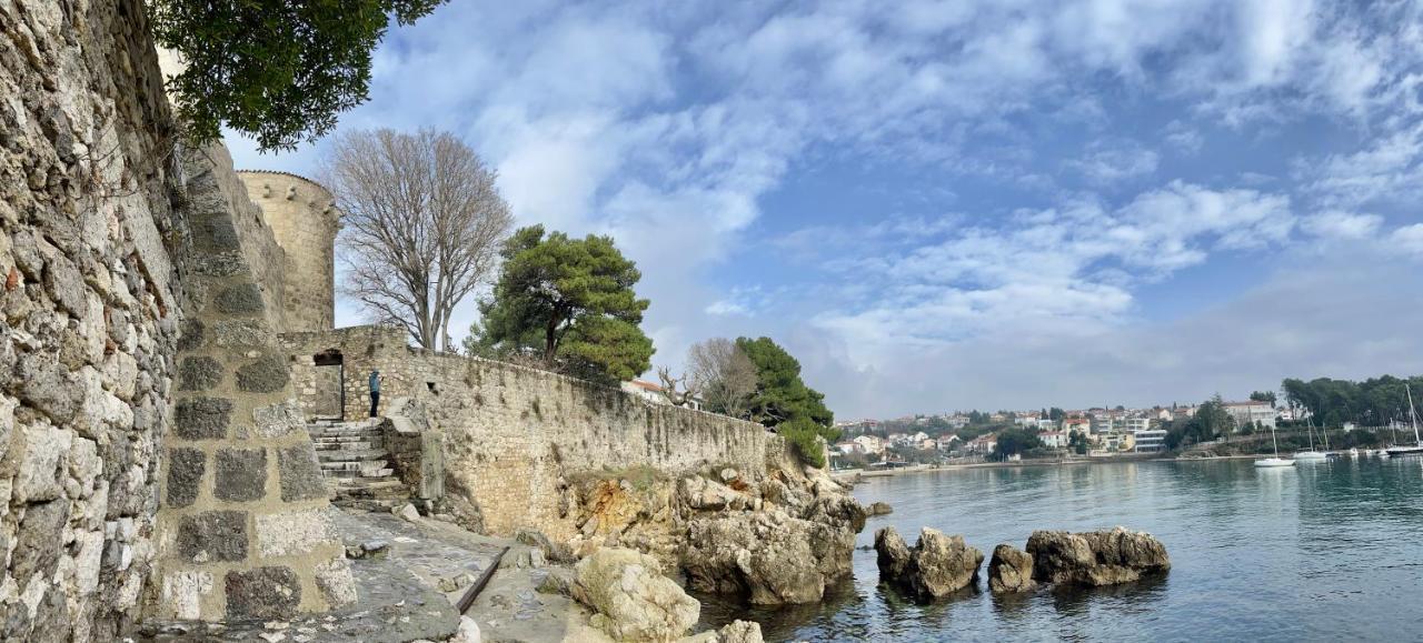 Kuca Za Odmor Krk Vila Krk Town Exterior foto